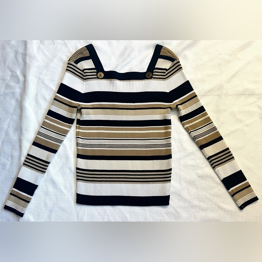 Tommy Hilfiger Striped Long Sleeve Sweater with Button Detail Women’s Size Large